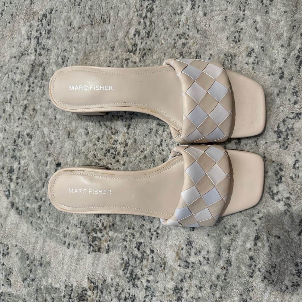 Marc Fisher Women's Beige Woven Slide Sandals